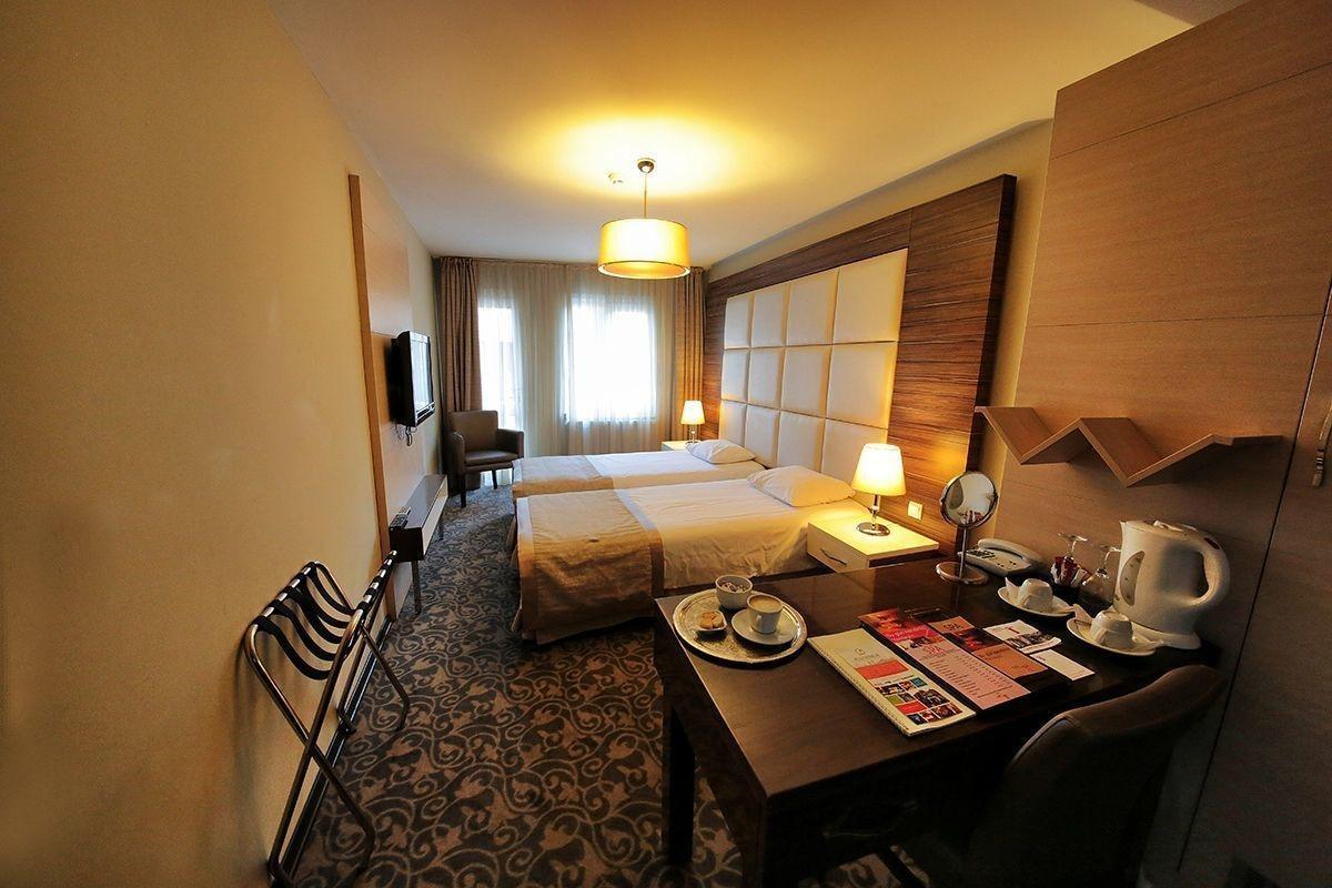 Derpa Hotel Provincia di Provincia di Istanbul Esterno foto