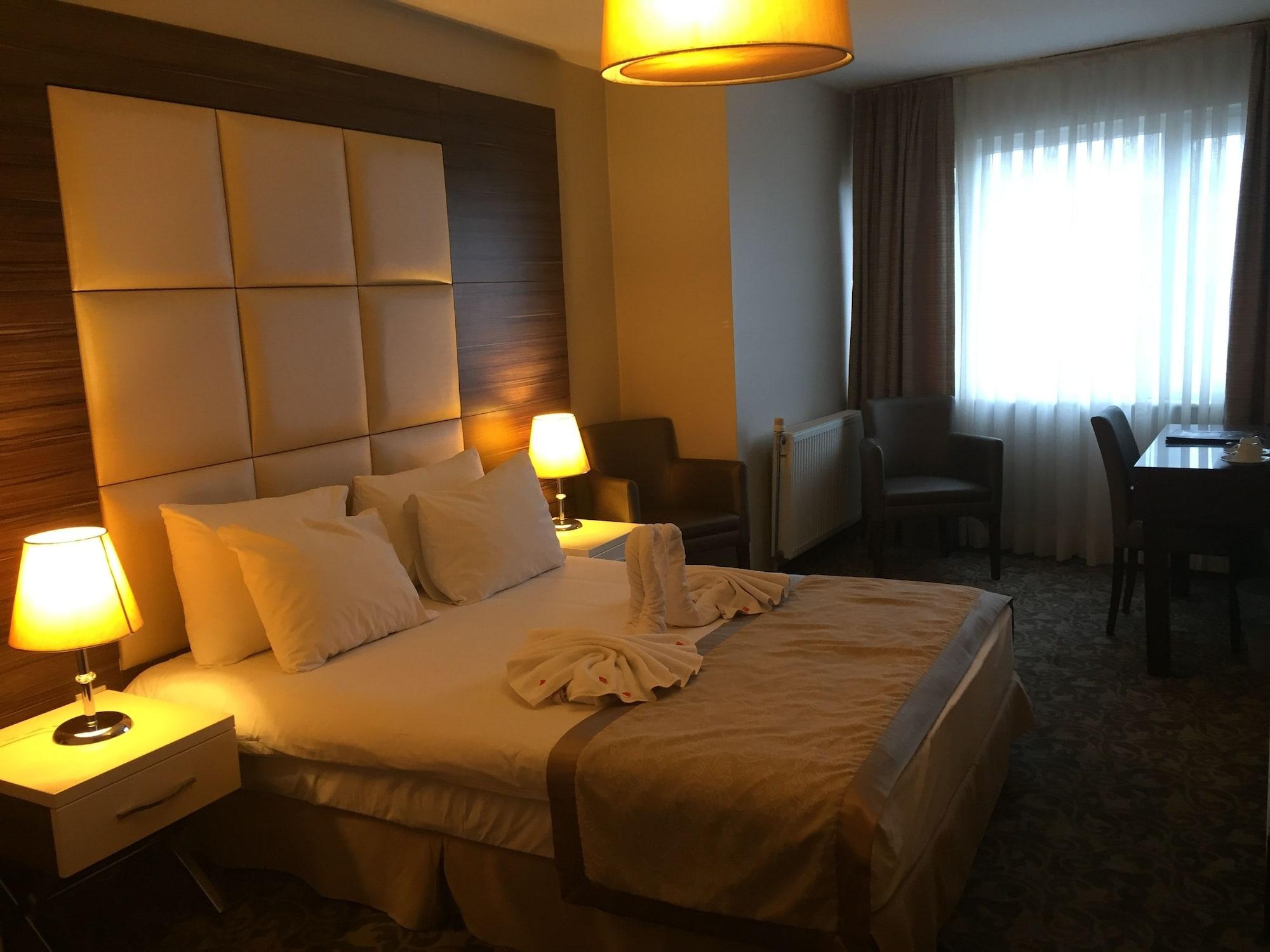 Derpa Hotel Provincia di Provincia di Istanbul Esterno foto